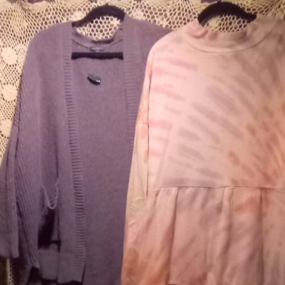 Wild fable lot of 2 XXL sweater and tiered dress